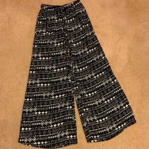 Miss Me Black And White Tribal Pattern Boho Pants
